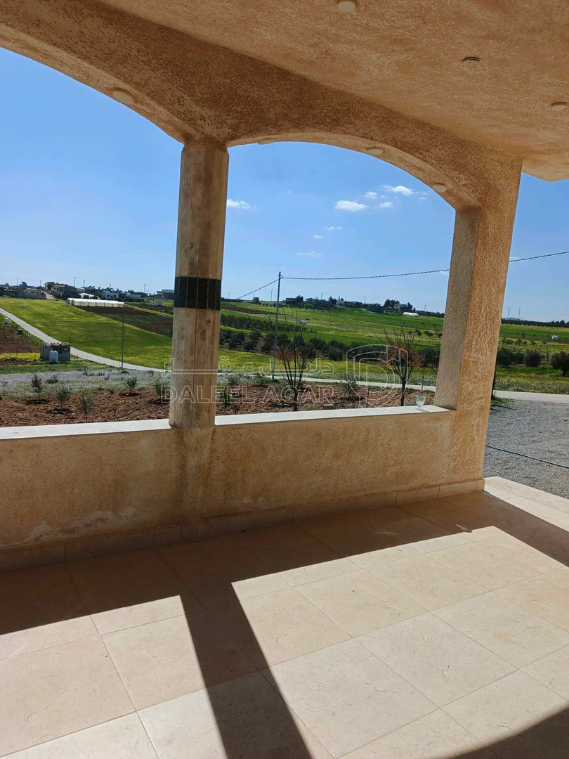 فيلا/منزل في بويضة العليمات - الحي الشمالي - 100,000 دأ - صورة 1