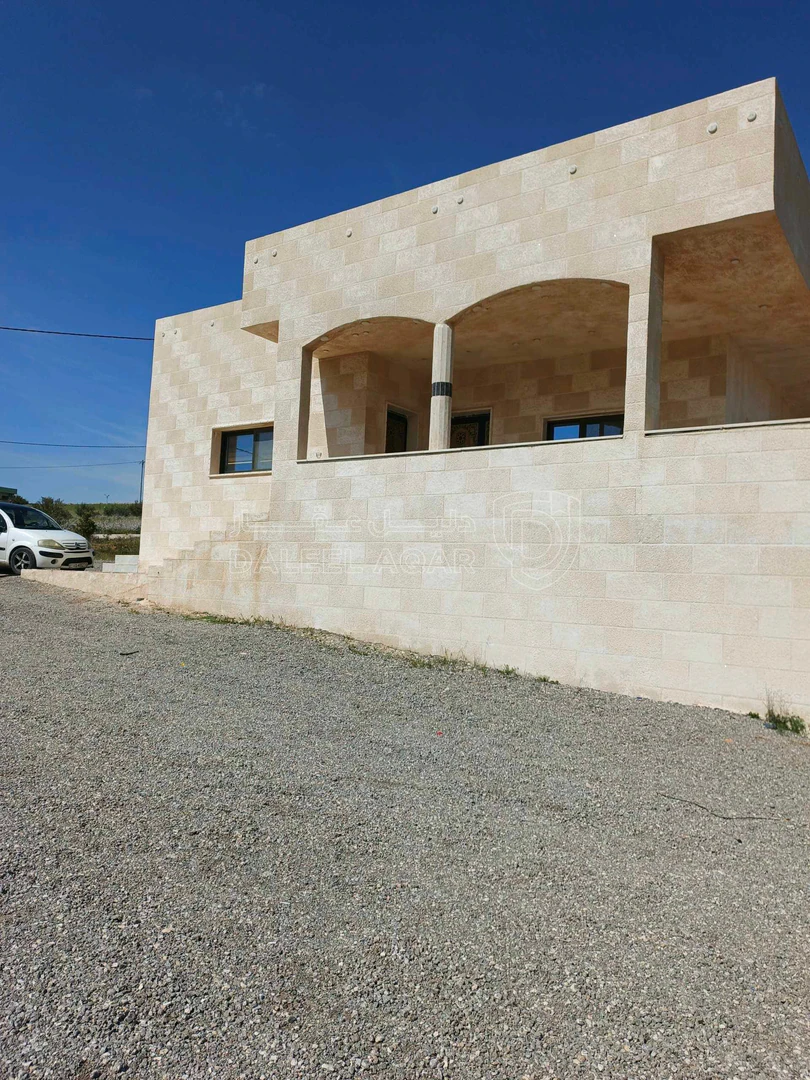 فيلا/منزل في بويضة العليمات - الحي الشمالي - 100,000 دأ - صورة 1