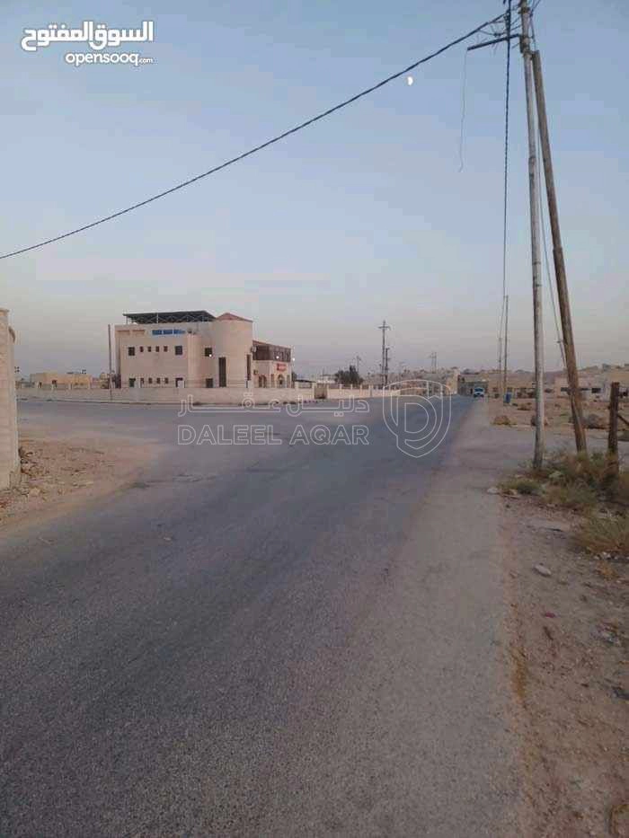 أرض في الخالدية جانب صالة البلدية التاج - 21,000 دأ - صورة 1