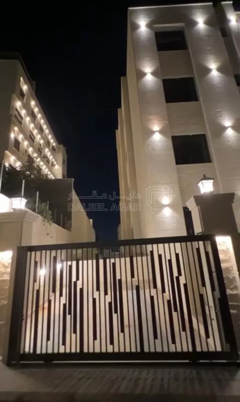 شقة في طريق المطار - تبعد 950 م عن مدارس العالمية - 135,000 دأ - صورة 1