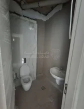 مكتب/تجاري في عمان شارع المطار مدخل من كوريدور عبدون - 175,000 دأ - صورة NaN