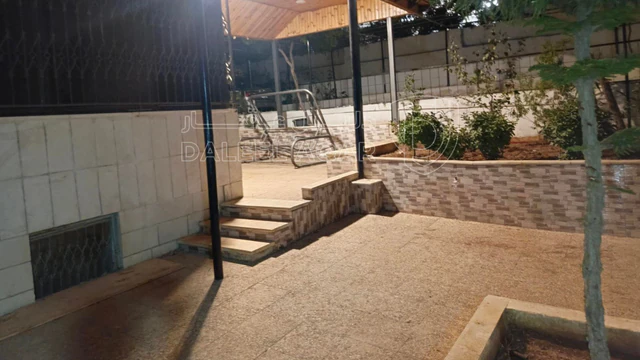 فيلا/منزل في عمان شارع الجاردنز بقرب مستشفى الجاردنز - 950,000 دأ - صورة NaN