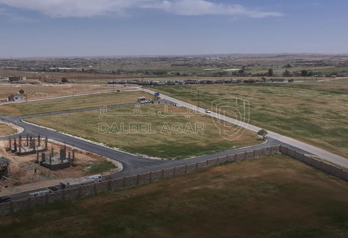 أرض في شارع المطار  - 67,000 دأ - صورة 1