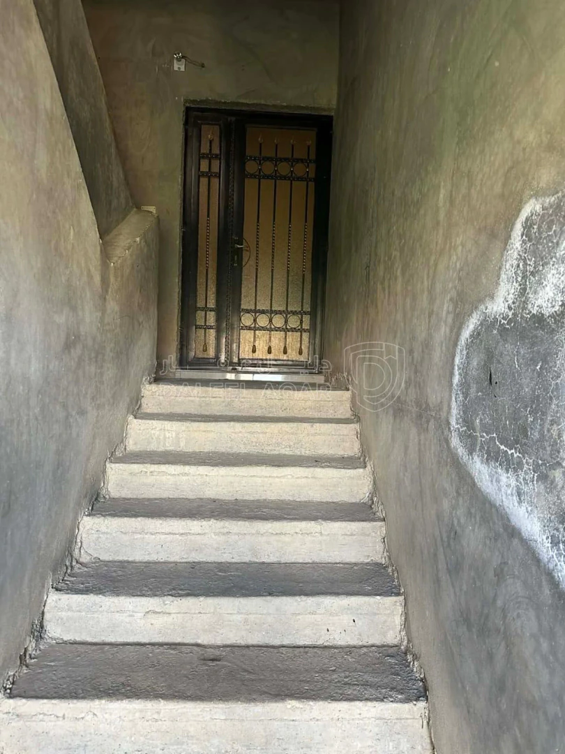 فيلا/منزل في الزرقاء دوارة خلف محطة جوبترول - 110,000 دأ - صورة 1