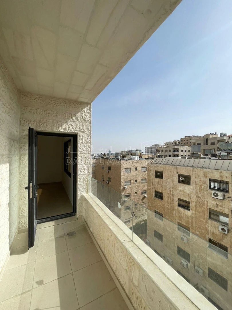 شقة في تلاع العلي خلف مدارس الجزيره للبنات - 140,000 دأ - صورة 1