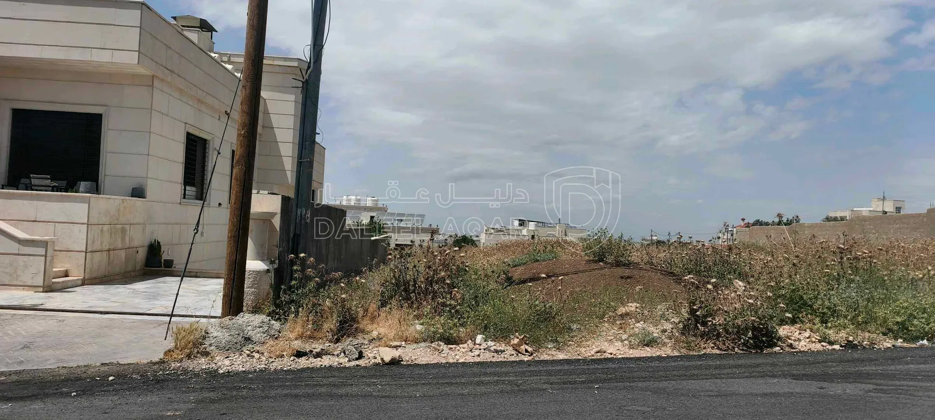 أرض في أرض أ خاص للبيع في ناطفة / حوض فروخ — 884م — واجهة - 145,000 دأ - صورة 1