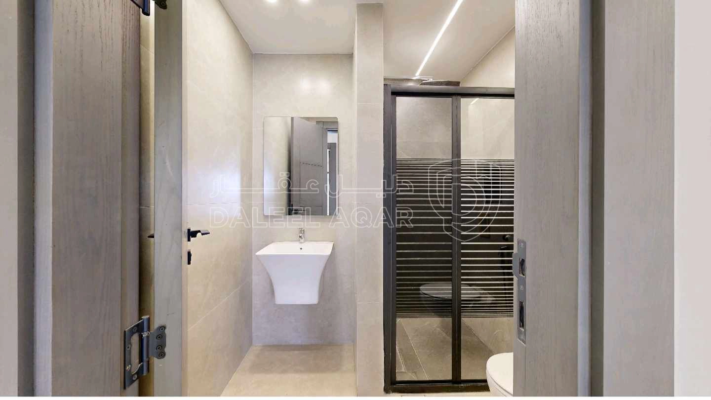 شقة في حي الصحابة – كردور عبدون - رجم عميش - 215,000 دأ - صورة 1