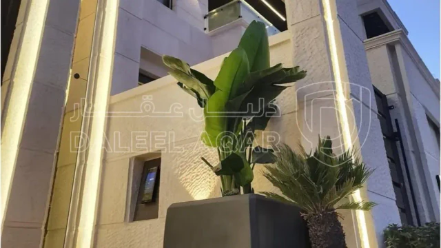 شقة - حي الصحابة – كردور عبدون - رجم عميش - 215000 دأ