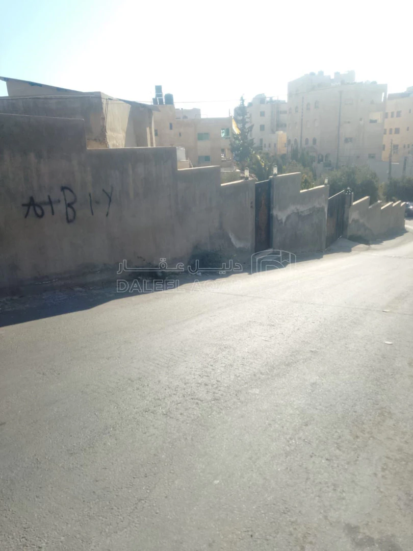 أرض في عمان_ جبل المنارة - 150,000 دأ - صورة 1