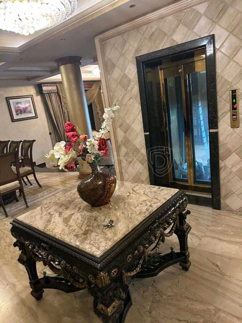 فيلا/منزل في حنوطيا الشارع الموازي لشارع الملك عبدالله مع اطلال - 580,000 دأ - صورة 1