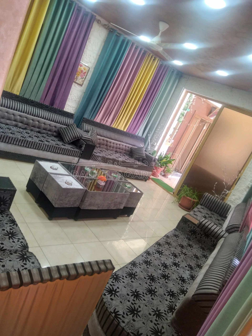 فيلا/منزل في محافظة المفرق اول ضاحية الملك عبدالله - 115,000 دأ - صورة 1