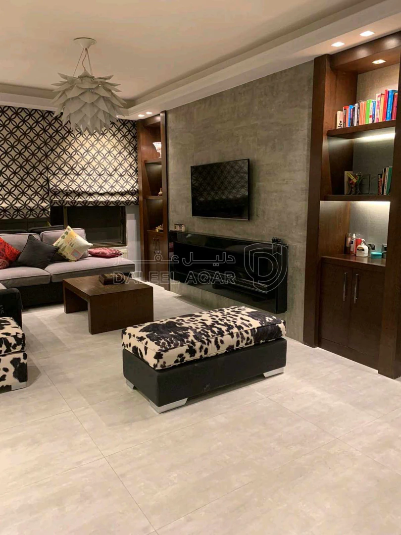 شقة في خلف مديرية الامن العام . قريبه على شارع خدمات المطار ( تقاطع جسر ناعور ) - 145,000 دأ - صورة 1