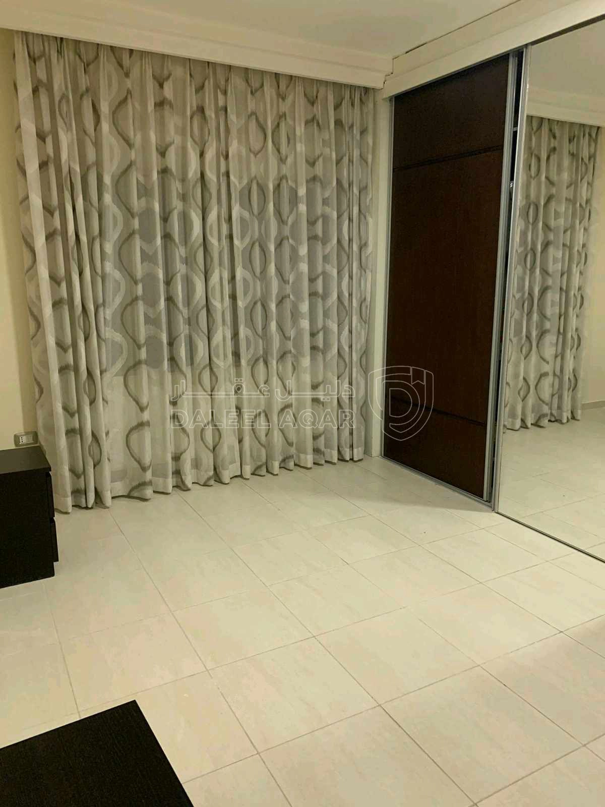 شقة في خلف مديرية الامن العام . قريبه على شارع خدمات المطار ( تقاطع جسر ناعور ) - 145,000 دأ - صورة 1