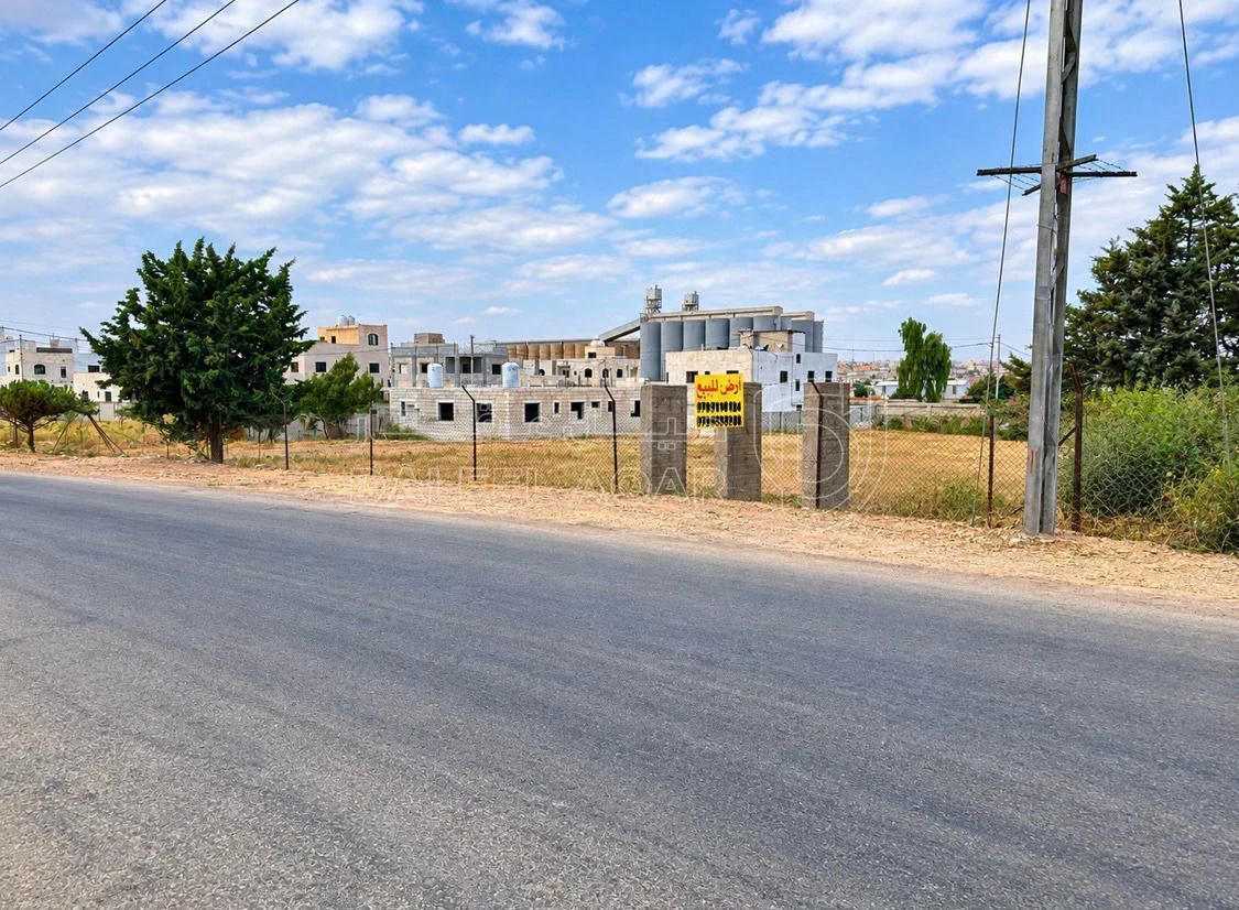 أرض في اراض جنوب عمان – خربة السوق وجاوا. - 45,000 دأ - صورة 1