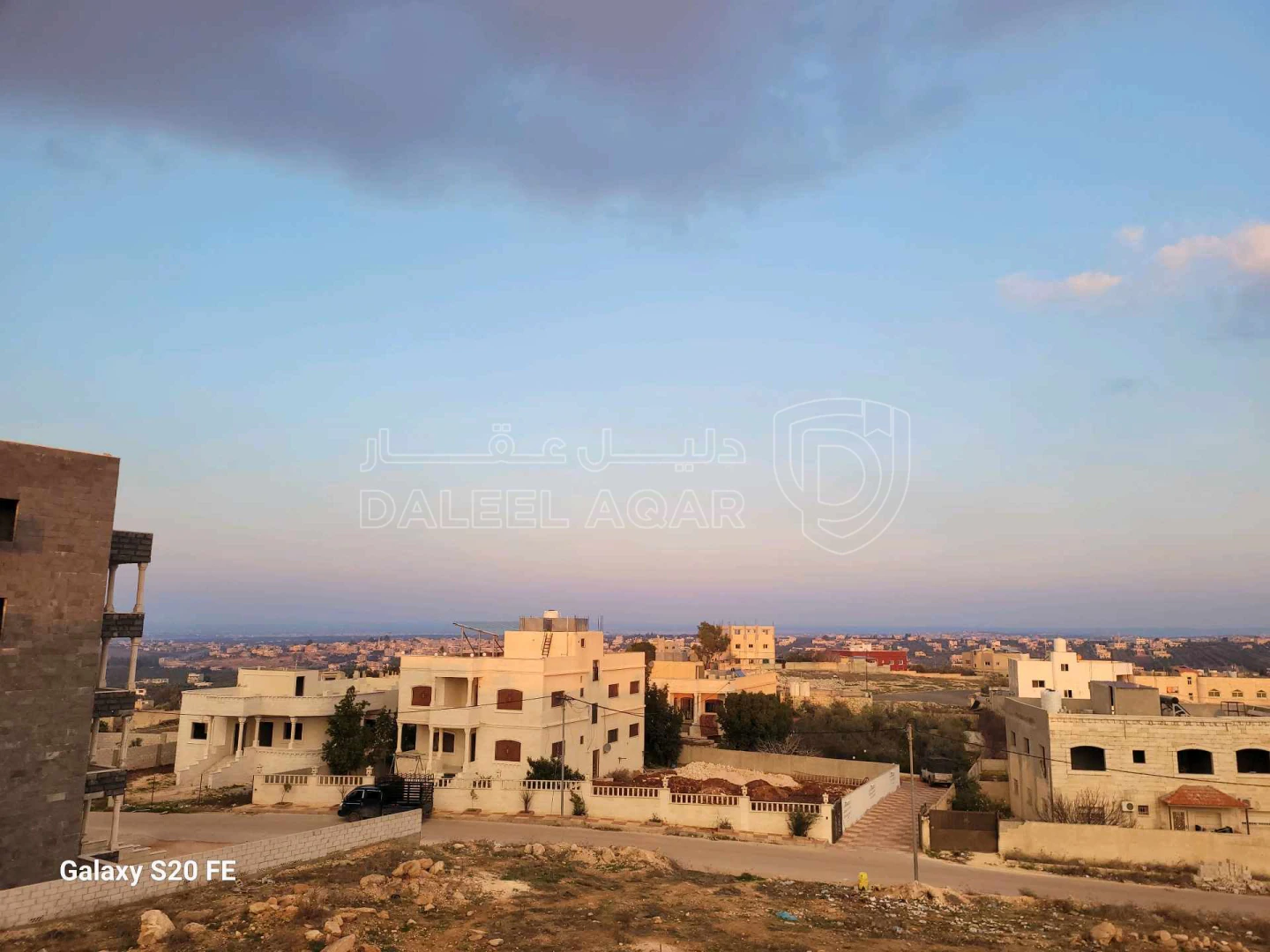 فيلا/منزل في اربد حكما حي العاصم فوق مسجد التوفيق - 100,000 دأ - صورة 1