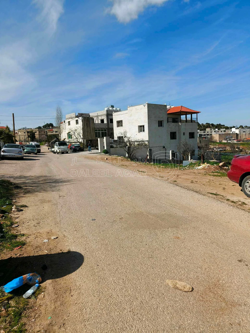 أرض في عجلون عبين بالقرب من الشارع الرئيسي - 42,000 دأ - صورة 1