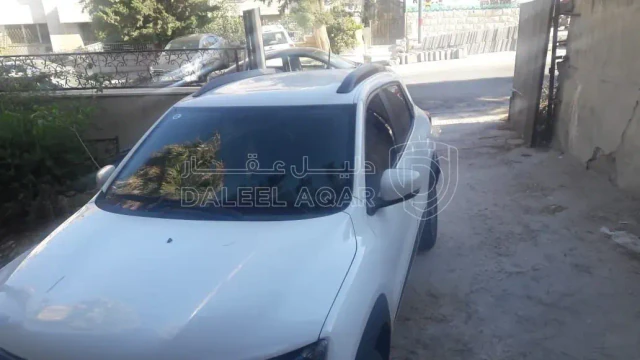 شقة - المدينة الرياضية قرب مدرسة المدينة الحديثة عمارة ٥ - 80000 دأ