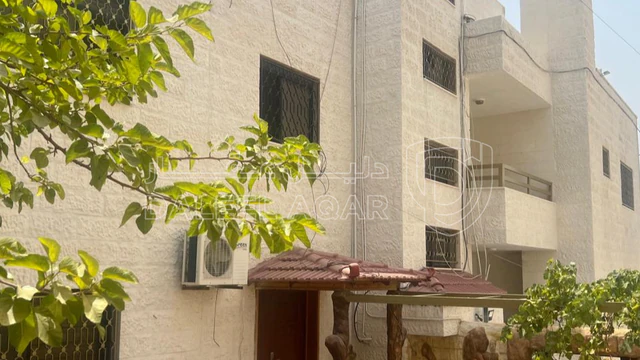 فيلا/منزل - عمان عبدون شمالي منطقة زهران شارع دمشق - 790000 دأ