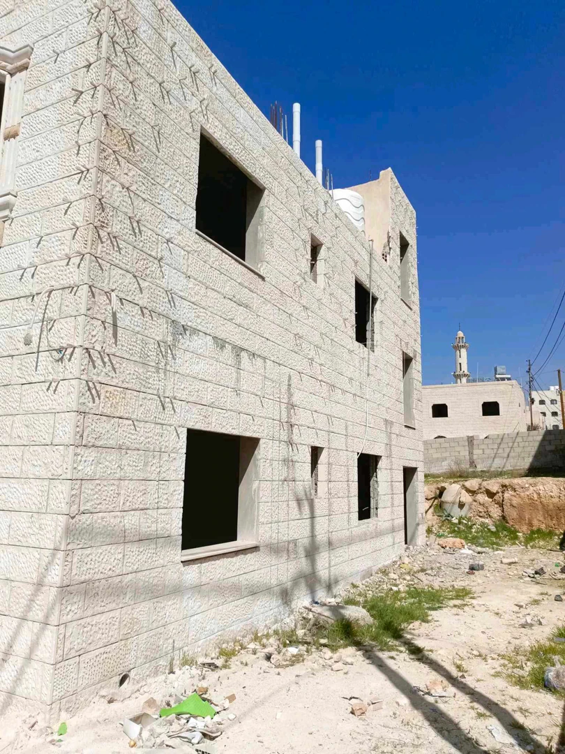 مبنى في حي الاميره عاليه  - 105,000 دأ - صورة 1