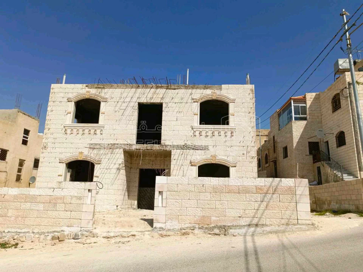 مبنى في حي الاميره عاليه  - 105,000 دأ - صورة 1