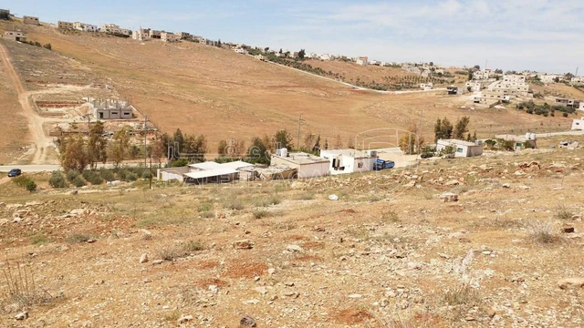 أرض في المفرق / بلعما ام صويوينه  - 23,000 دأ - صورة 1