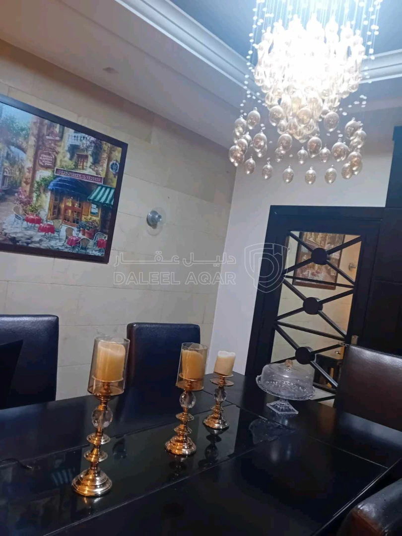 شقة في عماره ٤٢ - 140,000 دأ - صورة 1