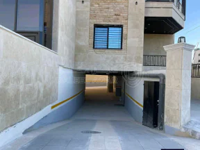 شقة في عمان منطقة روضة بالقرب من جبل الزهور - 86,000 دأ - صورة NaN