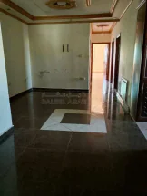 شقة - اربد مقابل مخفر اربد الشرقي  - 30000 دأ