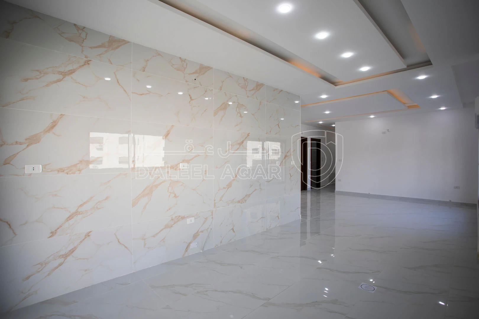 شقة في قرب طلوع الجاذبيه - 94,000 دأ - صورة 1