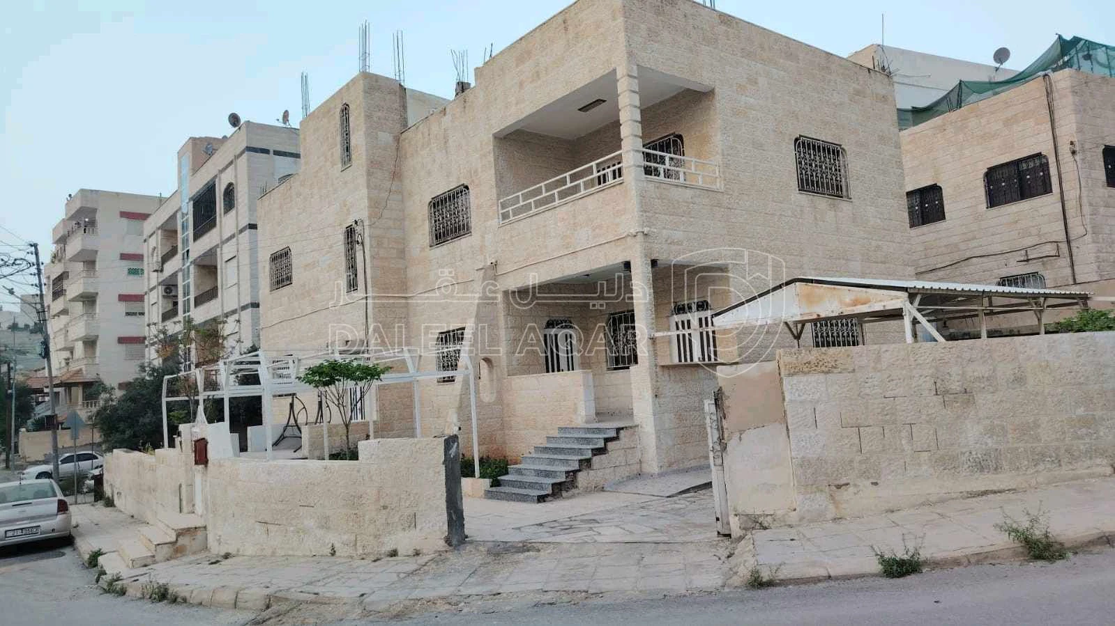 فيلا/منزل في البتراوي - 130,000 دأ - صورة 1