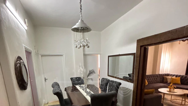 شقة في الزرقاء - حي معصوم  - 16,500 دأ - صورة NaN