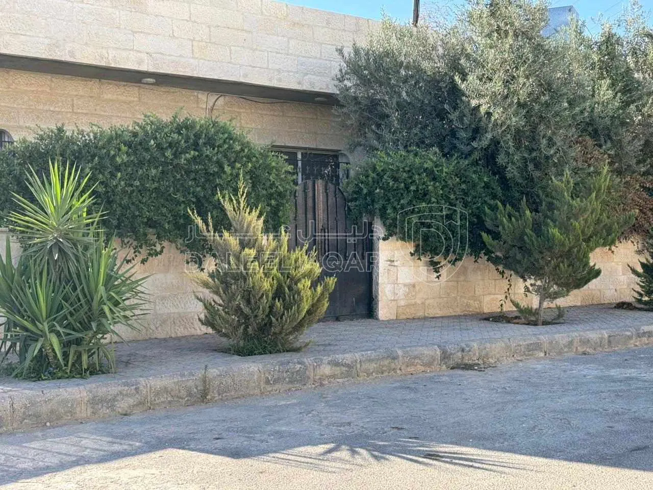 فيلا/منزل في المستندة قرب دوار المستنده الصغير - 95,000 دأ - صورة 1