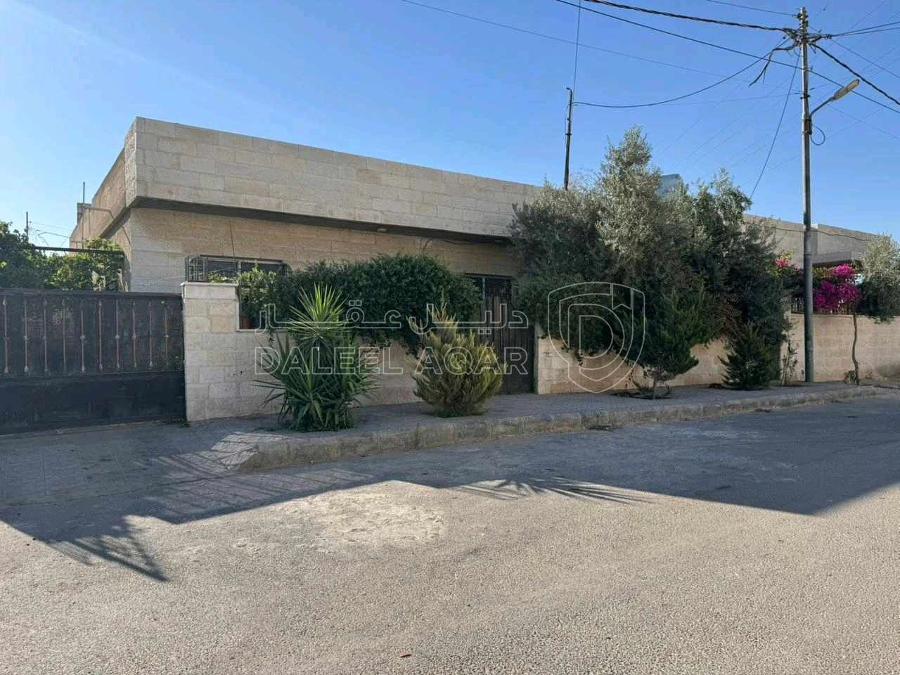 فيلا/منزل في المستندة قرب دوار المستنده الصغير - 95,000 دأ - صورة 1