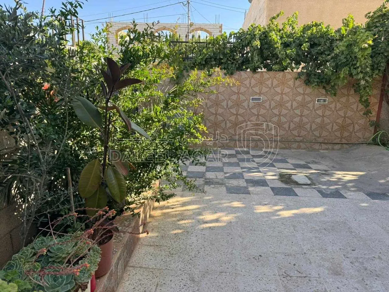 فيلا/منزل في المستندة قرب دوار المستنده الصغير - 95,000 دأ - صورة 1