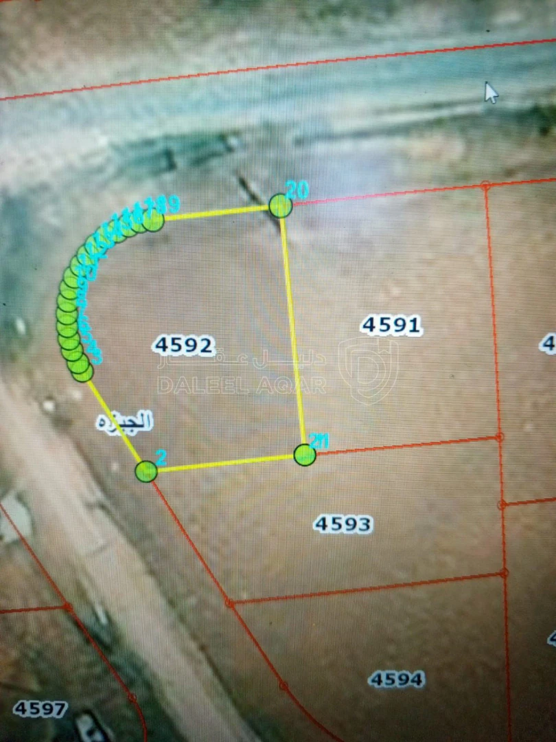 أرض في الجيزة حوض الموارس - 23,000 دأ - صورة 1