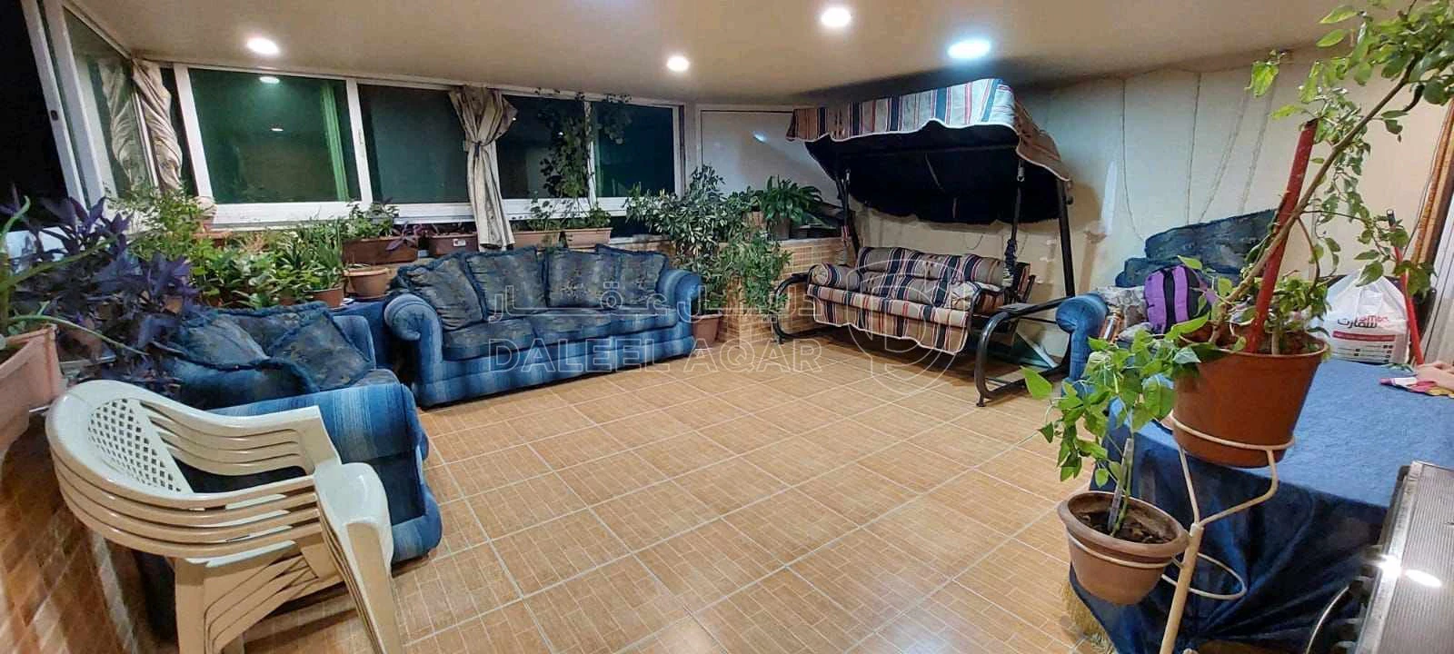 شقة في ضاحية الامير حسن خلف اقليم العاصمة ديوان الخواجا - 35,000 دأ - صورة 1