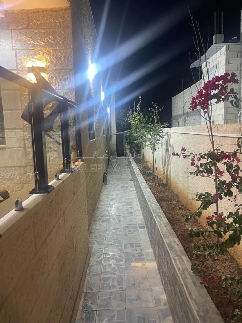 فيلا/منزل في اتوستراد عمان الزرقا حي الجندي  - 155,000 دأ - صورة 1