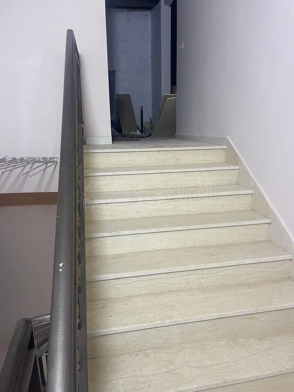 فيلا/منزل في اتوستراد عمان الزرقا حي الجندي  - 155,000 دأ - صورة 1