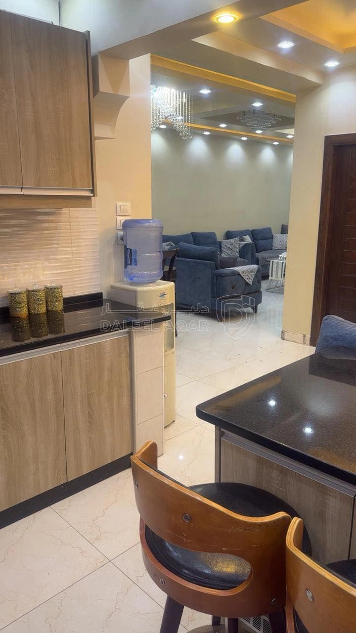 فيلا/منزل في اتوستراد عمان الزرقا حي الجندي  - 155,000 دأ - صورة 1