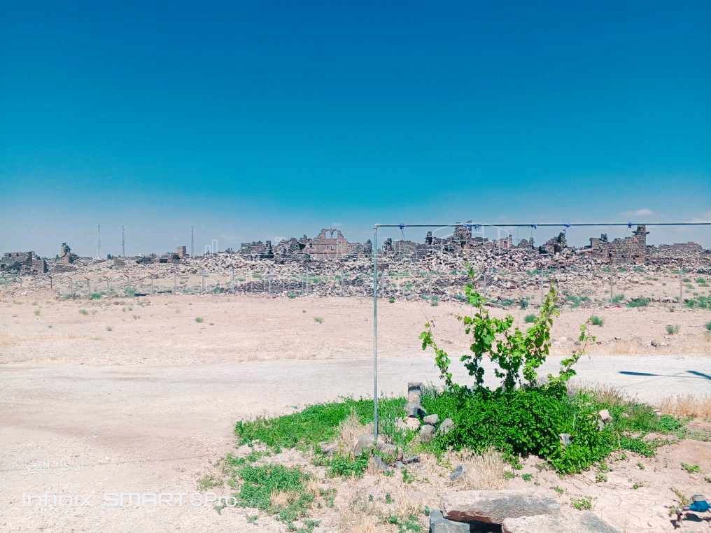 فيلا/منزل في ام الجمال - 200,000 دأ - صورة 1