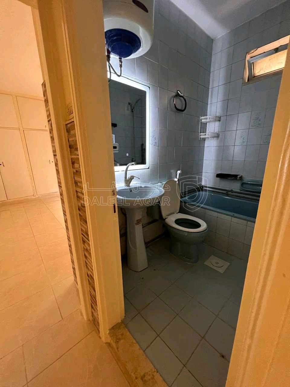 شقة في عمان ضاحية الحسين للإسكان - 57,000 دأ - صورة 1