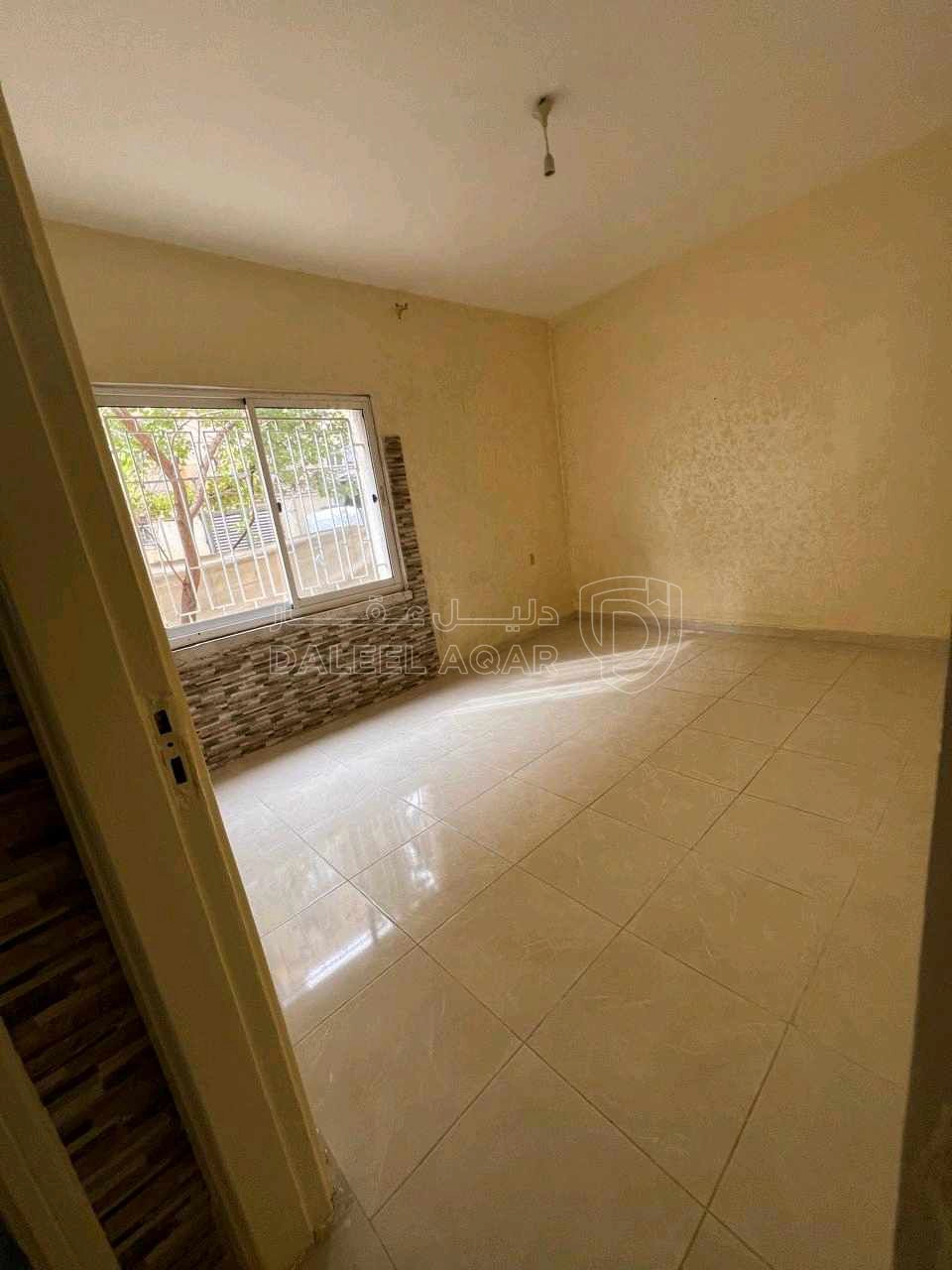 شقة في عمان ضاحية الحسين للإسكان - 57,000 دأ - صورة 1