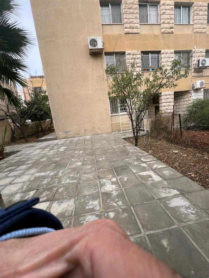 شقة في عمان ضاحية الحسين للإسكان - 57,000 دأ - صورة 1