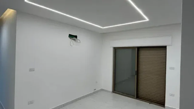 شقة - شقة للبيع في ضاحية الياسمين قرب دوارقرقش - 85000 دأ