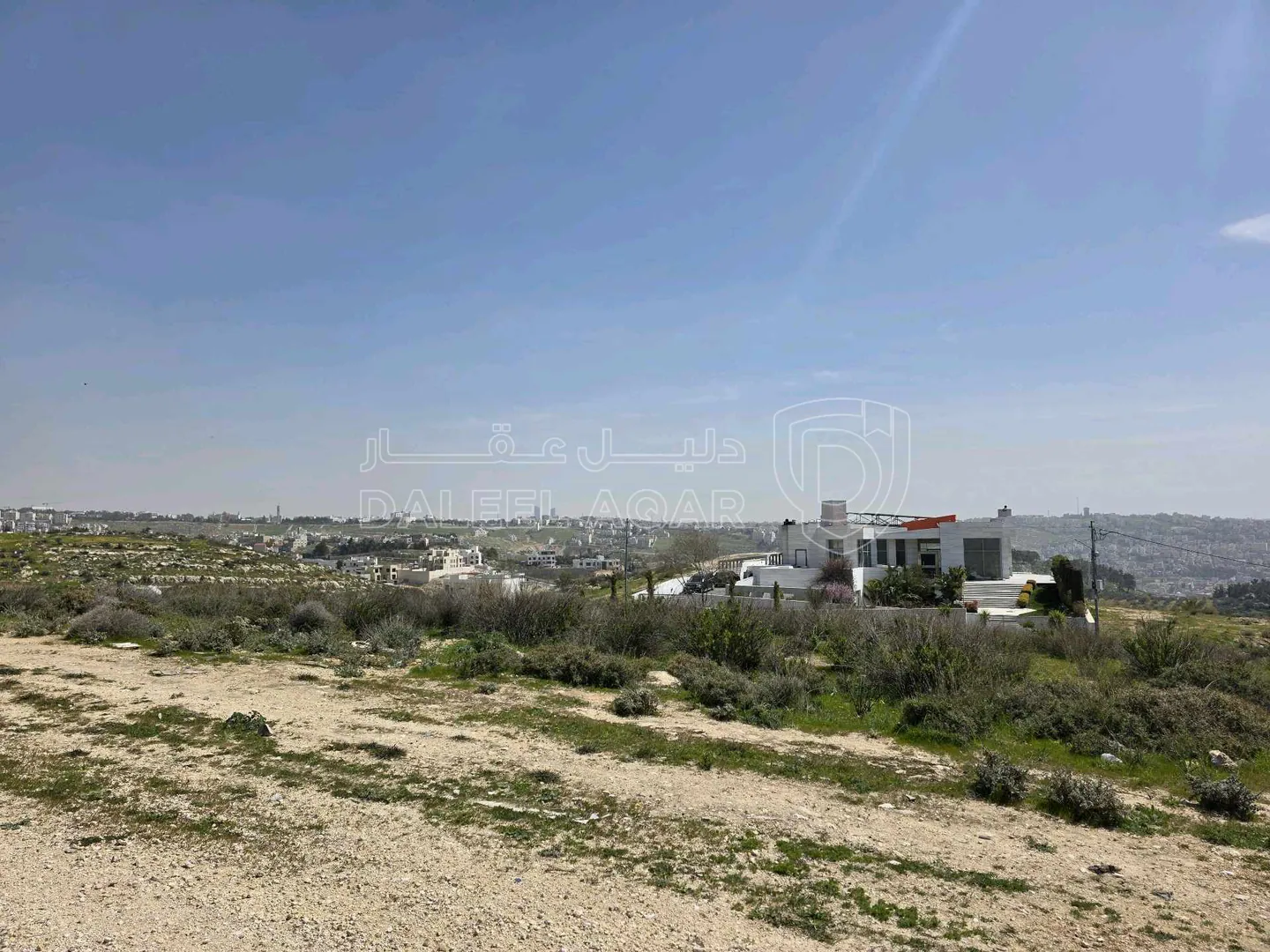 أرض في قطعة مميزة في ابو ركبة بموقعها واطلالتها وسعرها  - 600,000 دأ - صورة 1