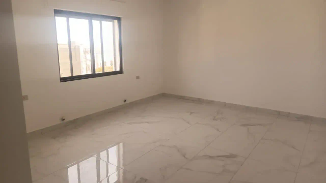 شقة - ابو نصير  - 79000 دأ
