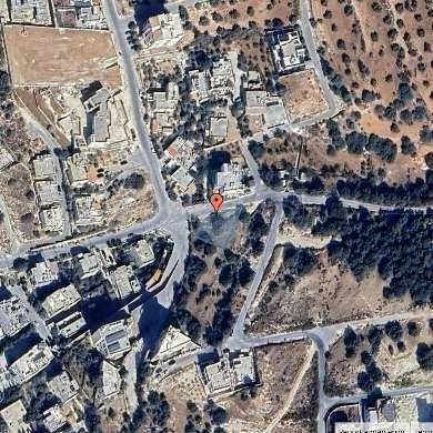 أرض في ارض سكنية للبيع في ماحص على شارعين بمساحة 481 م - 90,000 دأ - صورة 1