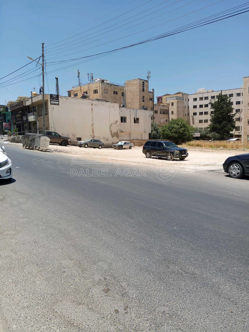 أرض في مرج الحمام 1112م تجاري طولي بسعر مغري - 570,000 دأ - صورة 1