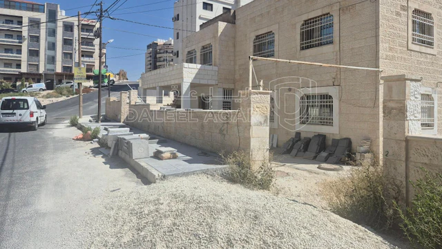 فيلا/منزل - عمان البنيات خلف جامعة البتراء - 350000 دأ
