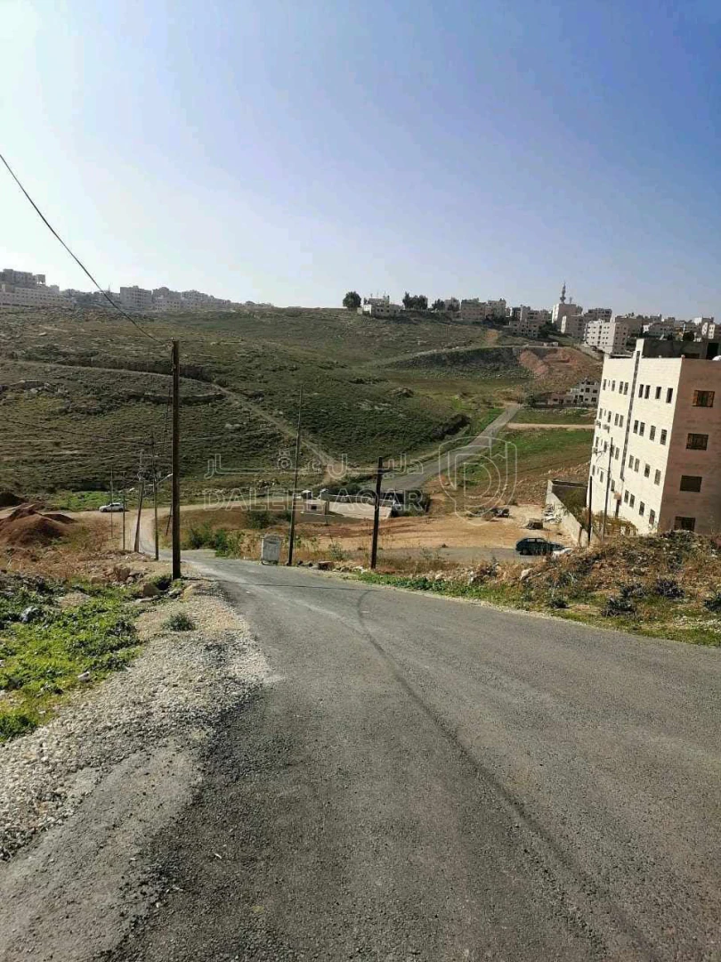 أرض في ابو عليا قرب مسجد بيت نبالا - 83,000 دأ - صورة 1